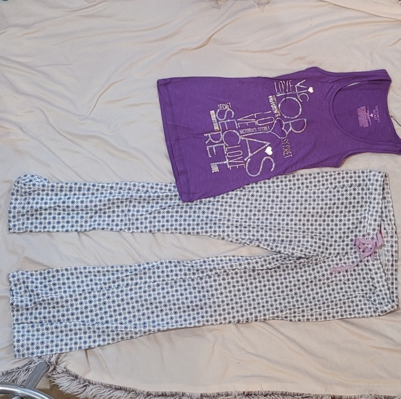 NWT VICTORIA'S SECRET TANK PAJAMA SET PURPLE XS Purple White Gold Silver Sparkle - Picture 9 of 10
